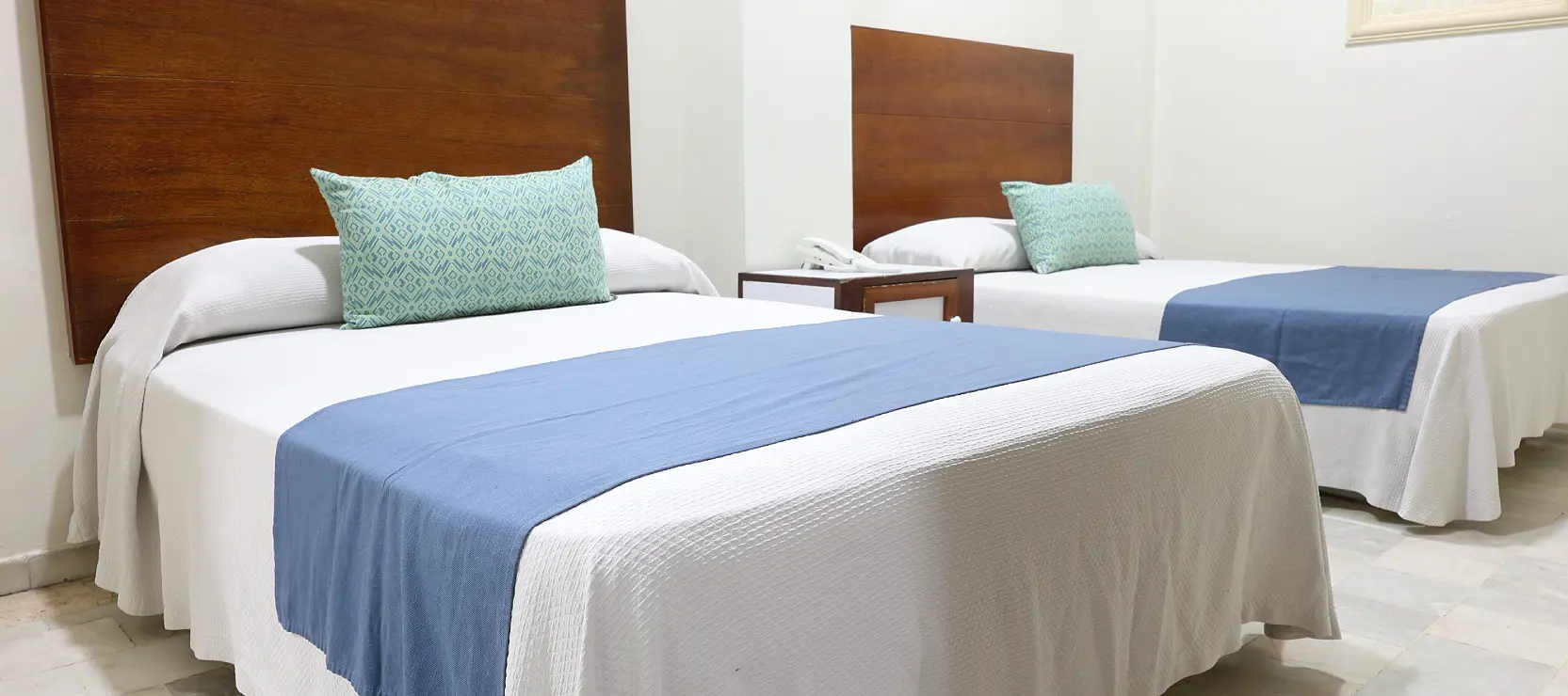 Habitación Doble, Triple, Cuádruple. Hotel Sands Las Arenas, Mazatlán Sinaloa